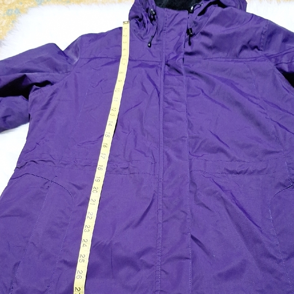 L.L. Bean Women's Deep Purple Hooded Ski Jacket - Picture 9 of 9
